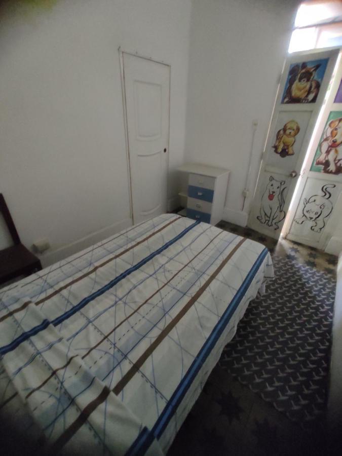 717 Pizarro Guesthouse Трухильо Экстерьер фото